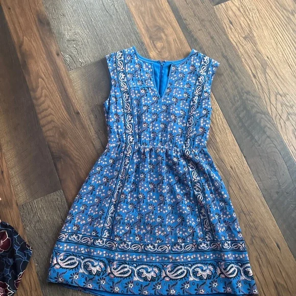 J CREW dress for spring - Picture 2 of 4